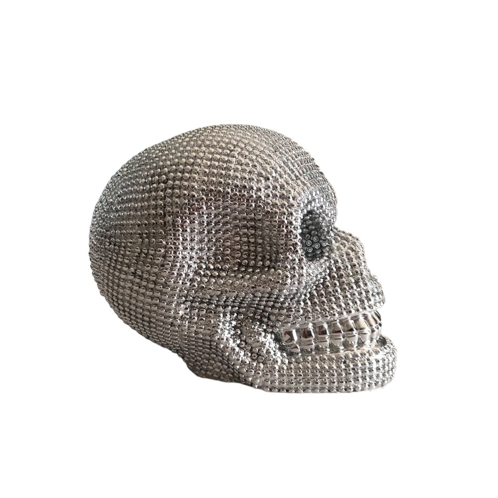 New Skull display with optional red eye lights! - Picture 5 of 14